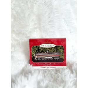 Hallmark Keepsake ornament 746 Norfolk and Western steam Locomotive Lionel 1999